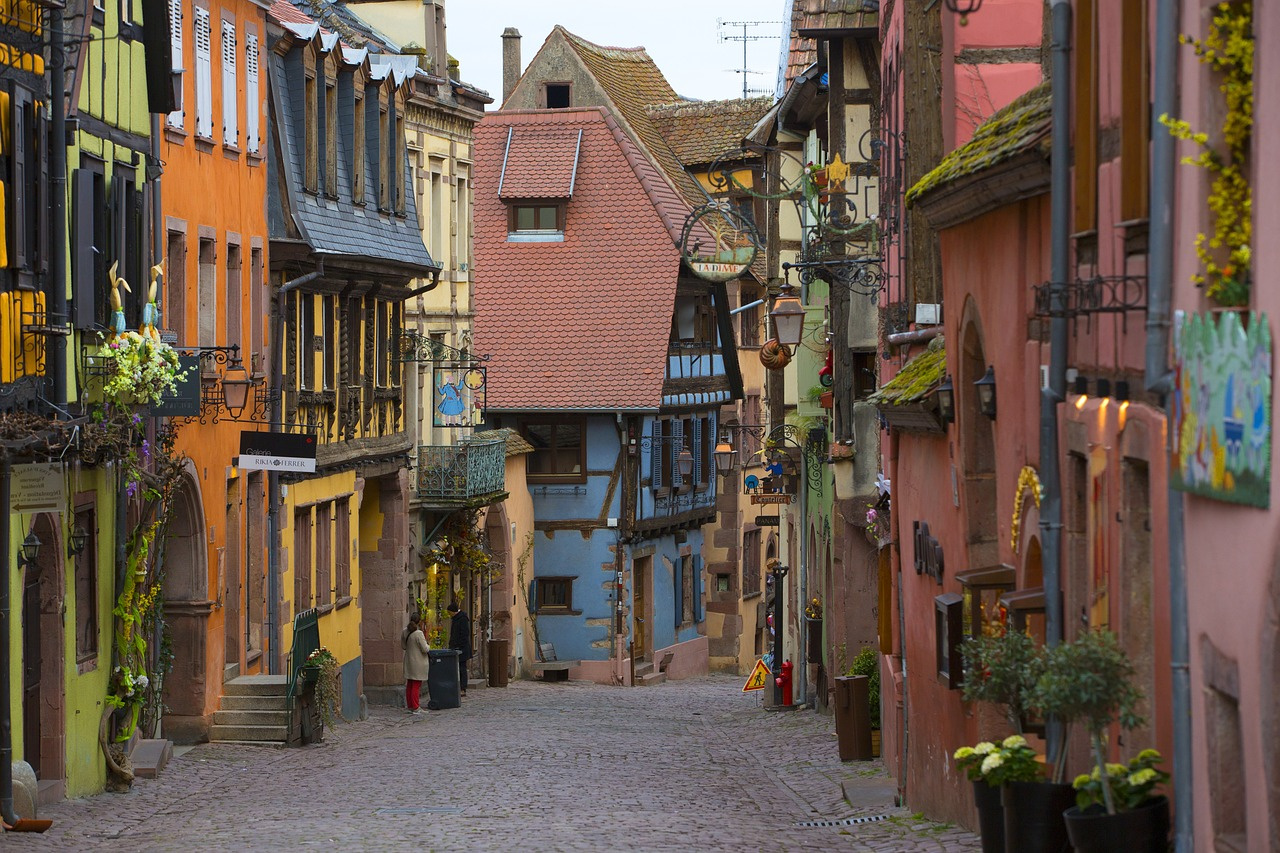 You Can Visit These French Towns That Inspired Disney’s 'Beauty and the ...